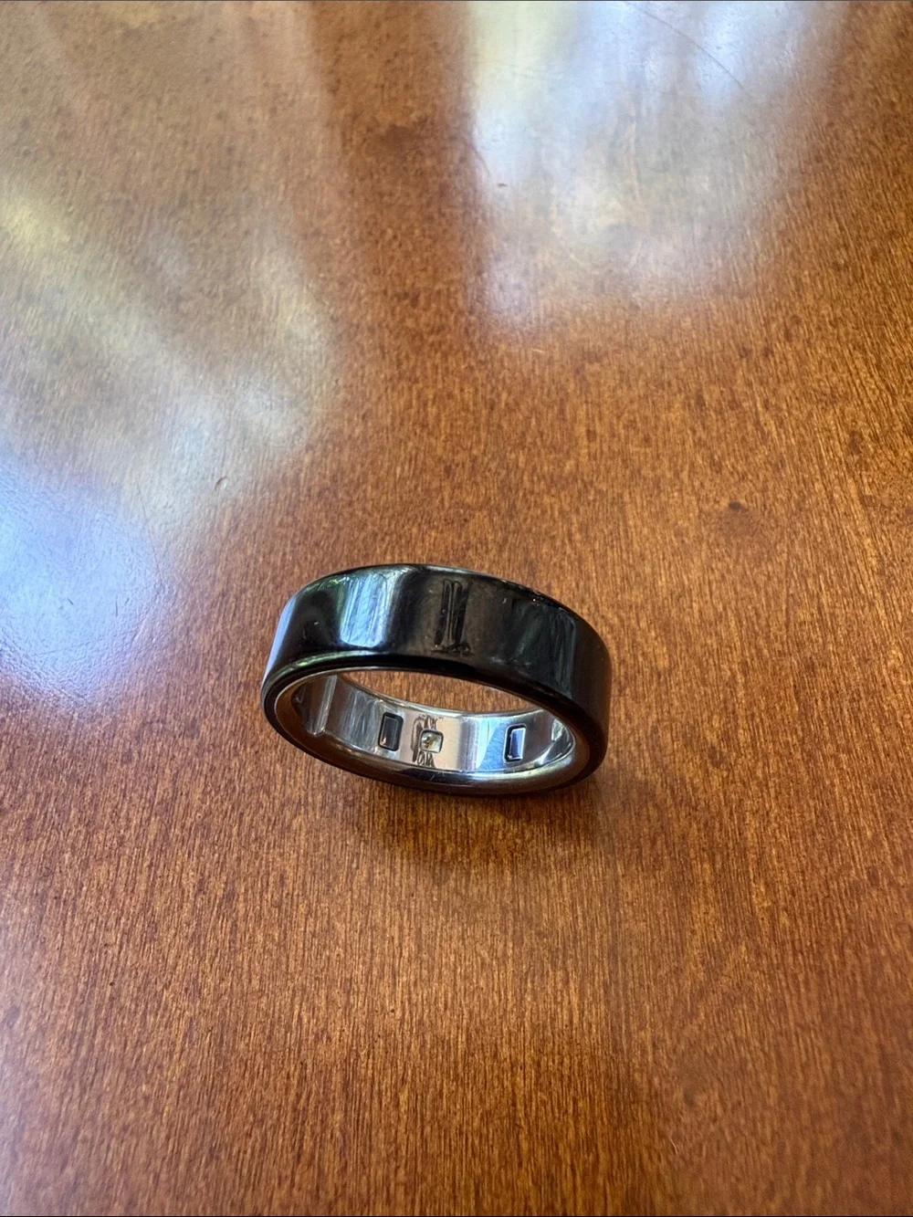 Oura Ring Men’s size 12 with chargers